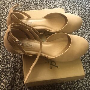 Wedding, banquets and dinners event sandals